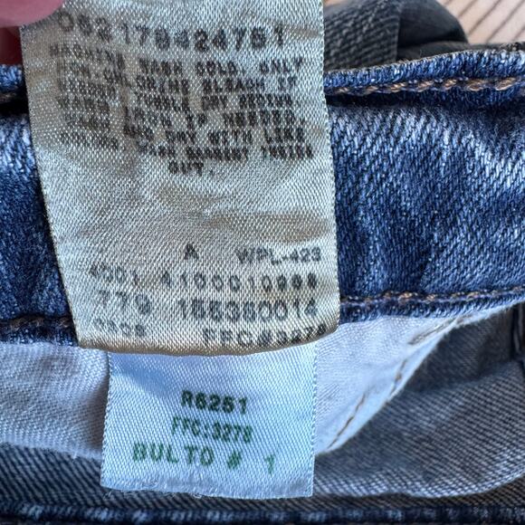 Levi's Vintage 529 Curvy Bootcut Denim Jeans Classic Wash Mid-Rise Size 4 Medium - Picture 9 of 9